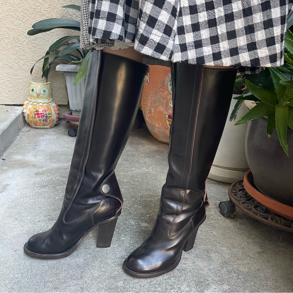 Vintage dark brown/silver Chloe leather boots